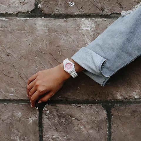 ZEGAREK DAMSKI CASIO LRW-200H 4CVDF (zd557l) + BOX