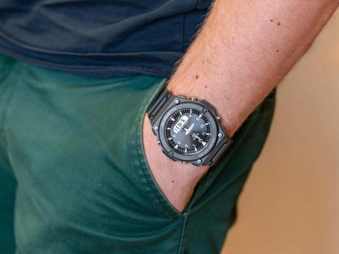 ZEGAREK MĘSKI CASIO AQ-S820W-1AV (zd302a)
